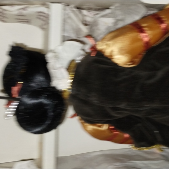 Porcelain Doll - Picture 3 of 8